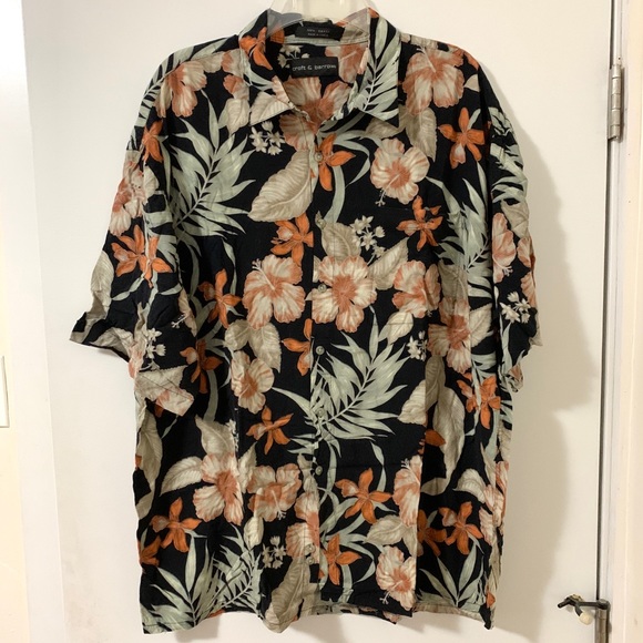 croft & barrow Other - Croft & Barrow Floral Hawaiian Button-Down Shirt